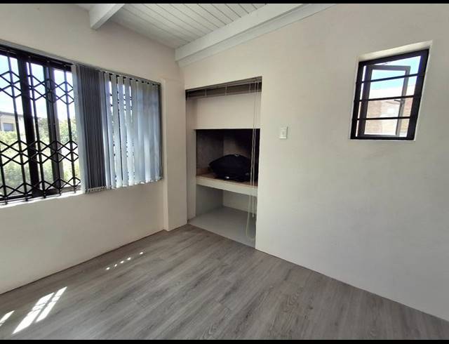 3 BEDROOM HOUSE FOR SALE IN BRITANNIA BAY